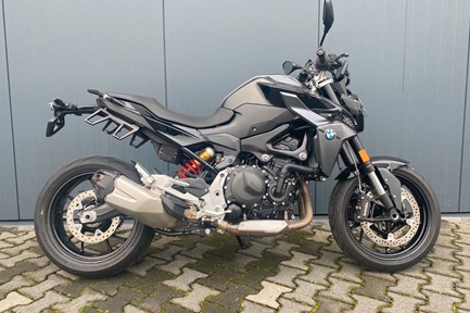 BMW F 900 R