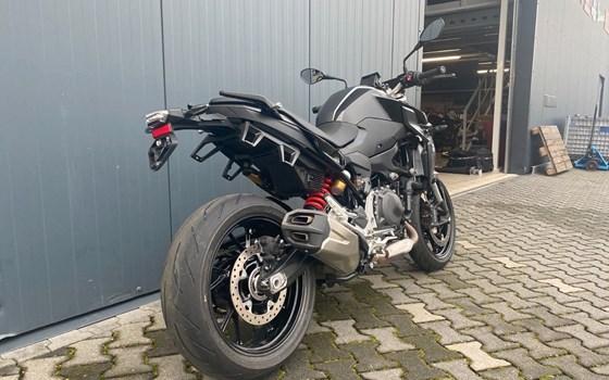 Gebrauchtmotorrad BMW F 900 R - Bild 2