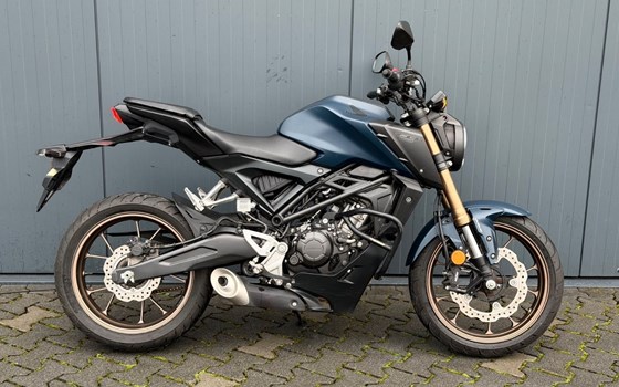 Gebrauchtmotorrad Honda CB125R - Bild 1