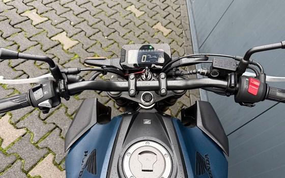 Gebrauchtmotorrad Honda CB125R - Bild 4