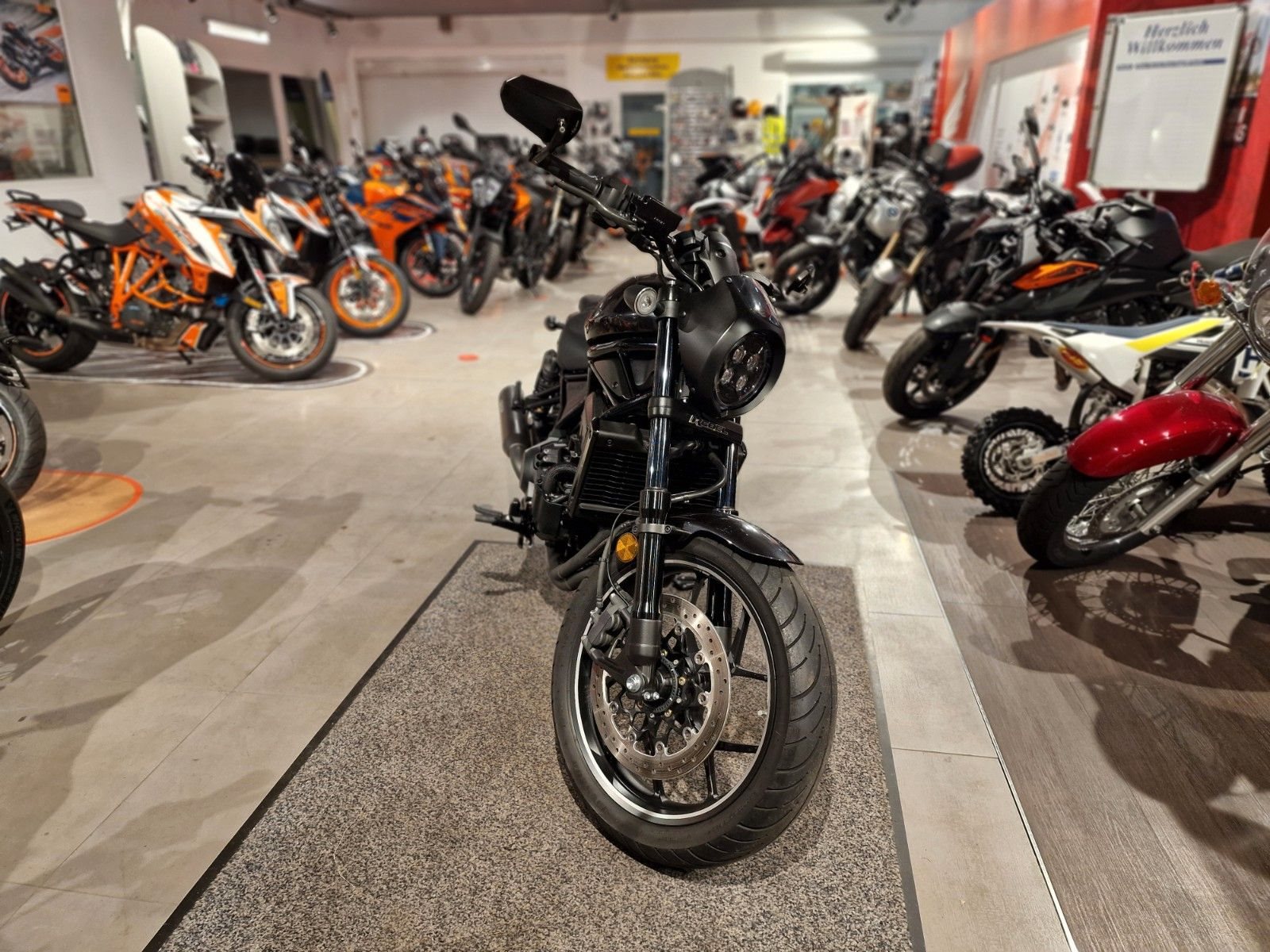 Honda CMX1100 Rebel DCT