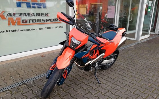 Neufahrzeug KTM 690 SMC R - Bild 2