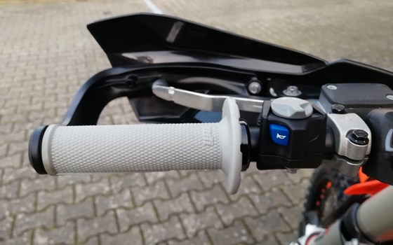 Neufahrzeug KTM 300 EXC HARDENDURO - Bild 10