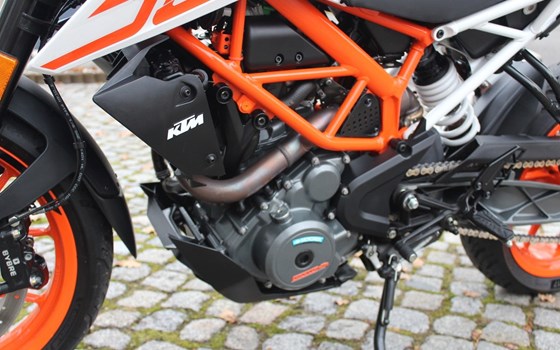 Gebrauchtmotorrad KTM 390 Duke - Bild 12