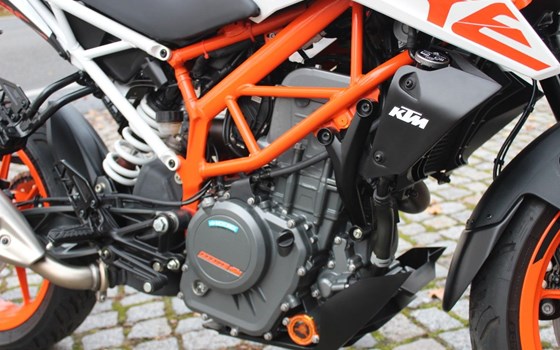 Gebrauchtmotorrad KTM 390 Duke - Bild 13