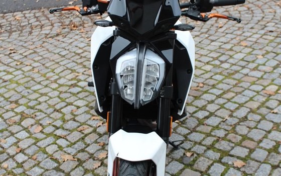 Gebrauchtmotorrad KTM 390 Duke - Bild 3