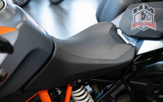 Gebrauchtmotorrad KTM 1290 Super Duke GT - Bild 11