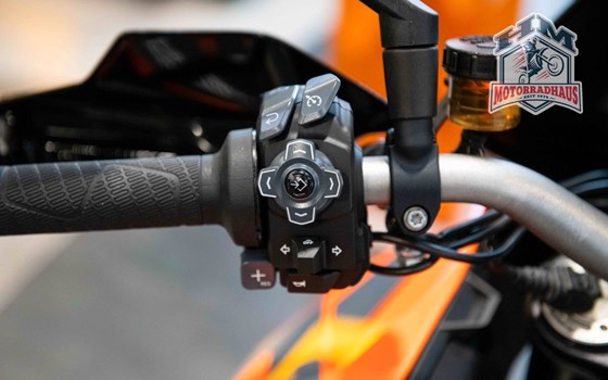 Gebrauchtmotorrad KTM 1290 Super Duke GT - Bild 9