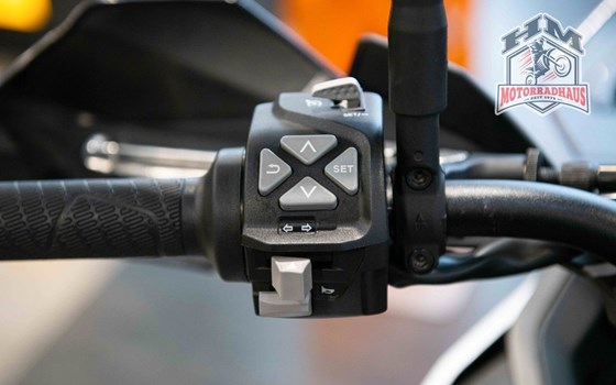 Gebrauchtmotorrad KTM 790 Adventure - Bild 6