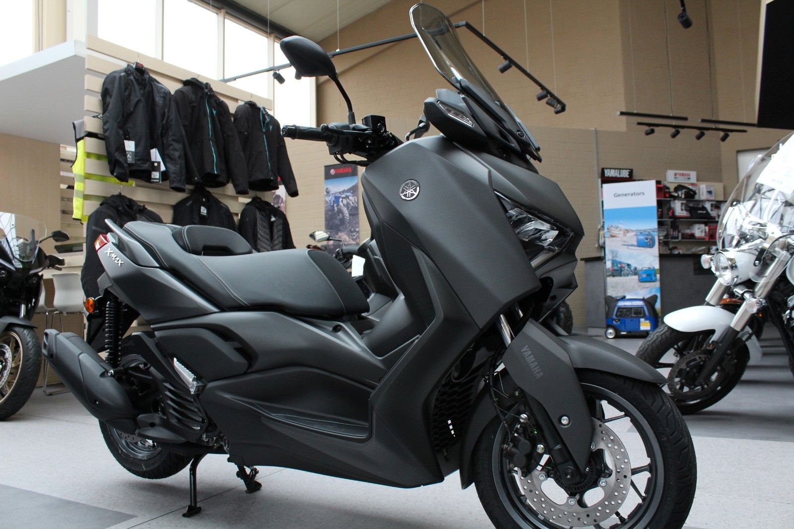 Yamaha XMAX 125 