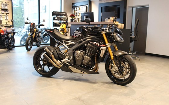 Gebrauchtmotorrad Triumph Speed Triple 1200 RS - Bild 1
