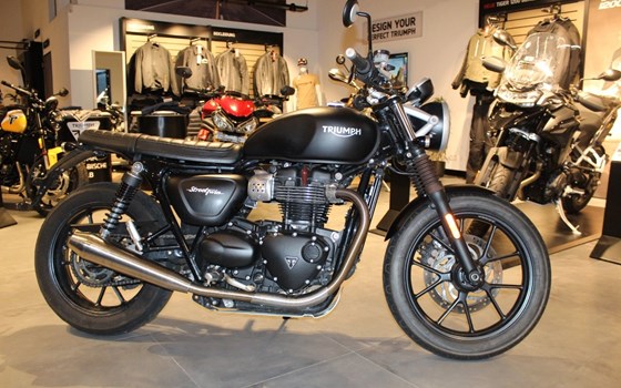 Gebrauchtmotorrad Triumph Street Twin - Bild 1