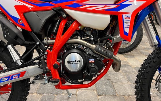 Neufahrzeug Beta RR Enduro 4T 125 LC - Bild 5