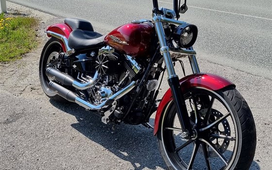 Gebrauchtmotorrad Harley-Davidson Softail Breakout FXSB - Bild 1