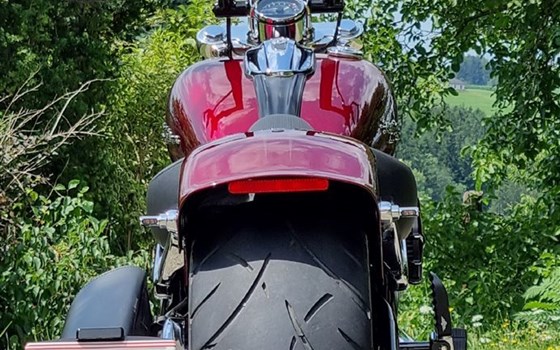 Gebrauchtmotorrad Harley-Davidson Softail Breakout FXSB - Bild 13
