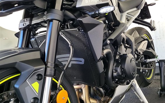 Gebrauchtmotorrad Triumph Street Triple 765 R - Bild 5