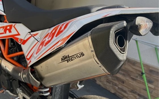 Gebrauchtmotorrad KTM 690 SMC R - Bild 5