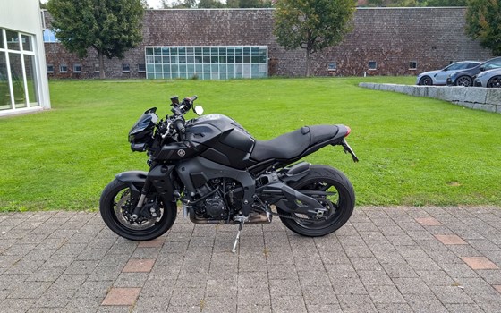 Offerta Yamaha MT-10 - Immagine 4