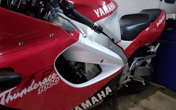 Gebrauchtmotorrad Yamaha YZF 1000 R Thunderace - Bild 3