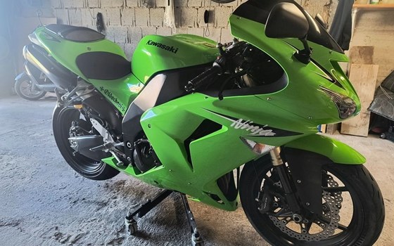 Gebrauchtmotorrad Kawasaki Ninja ZX-10R - Bild 3