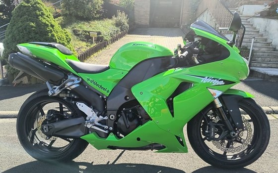 Gebrauchtmotorrad Kawasaki Ninja ZX-10R - Bild 6
