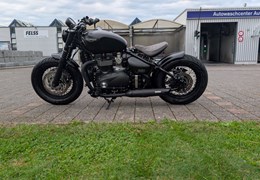 Occasion Triumph Bonneville Bobber Black