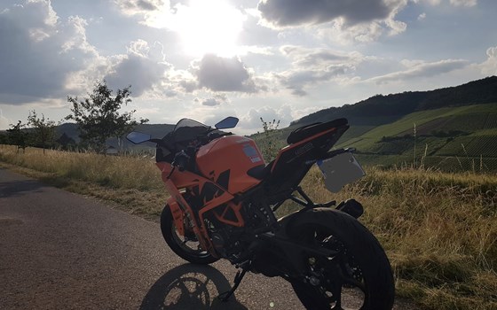 Gebrauchtmotorrad KTM RC 125 - Bild 2