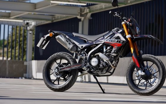 Neufahrzeug Rieju Marathon 125 Supermoto - Bild 1