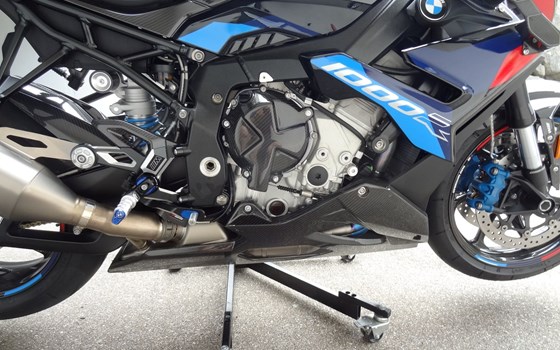 Gebrauchtmotorrad BMW M 1000 R - Bild 3