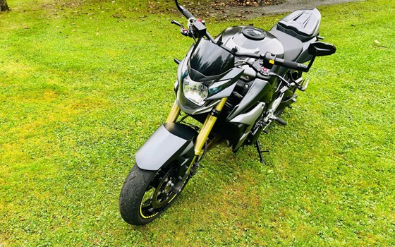 Gebrauchtmotorrad Suzuki GSR 750 - Bild 5