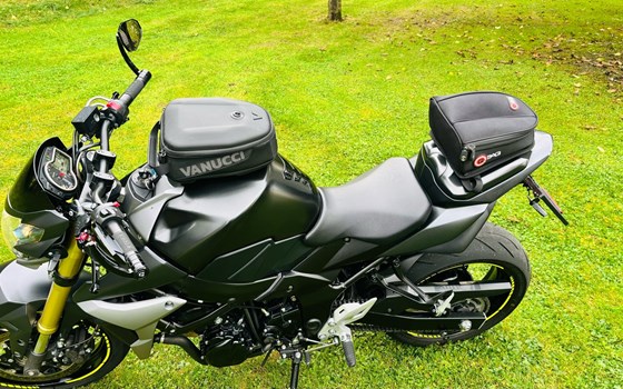 Gebrauchtmotorrad Suzuki GSR 750 - Bild 9