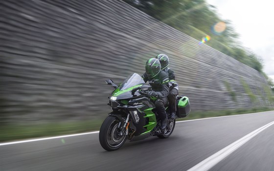 Neufahrzeug Kawasaki Ninja H2 SX SE - Bild 3