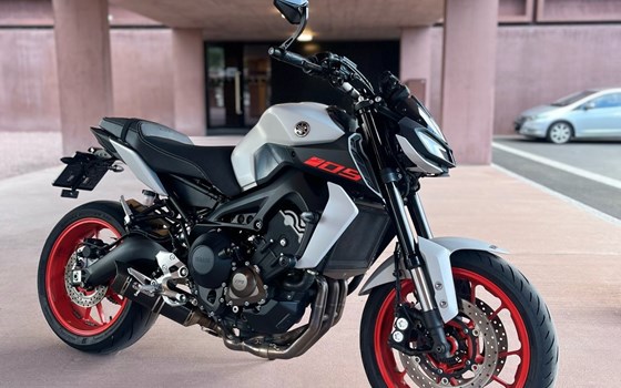 Gebrauchtmotorrad Yamaha MT-09 - Bild 4