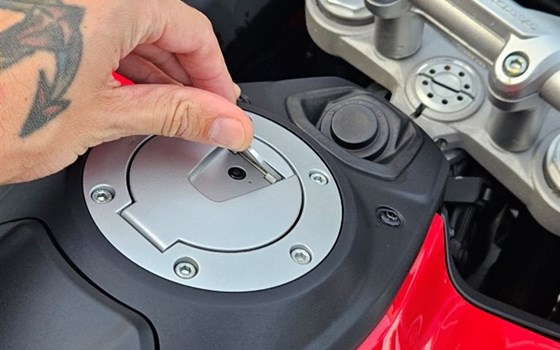 Gebrauchtmotorrad Ducati Multistrada V4 S - Bild 6