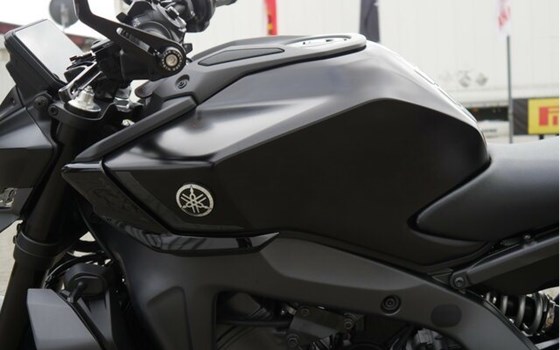 Gebrauchtmotorrad Yamaha MT-09 - Bild 10