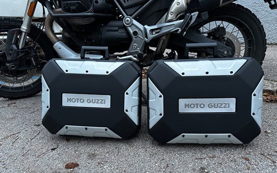 Gebrauchtmotorrad Moto Guzzi V85 TT Travel - Bild 10