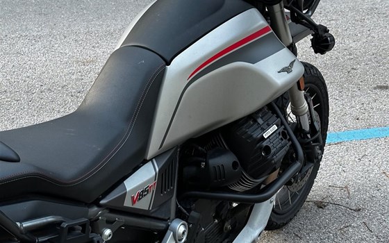 Gebrauchtmotorrad Moto Guzzi V85 TT Travel - Bild 17