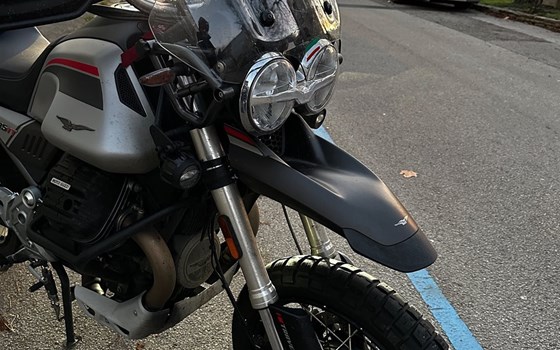 Gebrauchtmotorrad Moto Guzzi V85 TT Travel - Bild 23