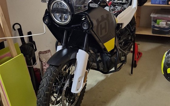 Gebrauchtmotorrad Husqvarna Norden 901 - Bild 2