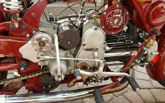 Gebrauchtmotorrad Moto Guzzi GTV - Bild 3