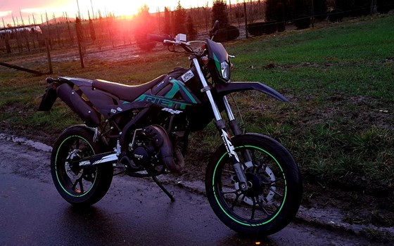 Gebrauchtmotorrad Rieju MRT 50 - Bild 4