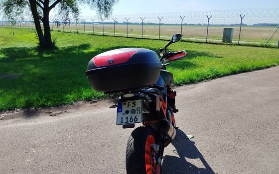 Gebrauchtmotorrad KTM 690 Duke R - Bild 3