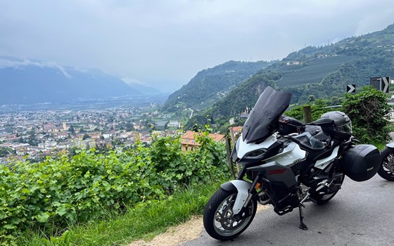 Gebrauchtmotorrad BMW F 900 XR - Bild 2