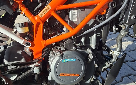 Gebrauchtmotorrad KTM 390 Duke - Bild 2