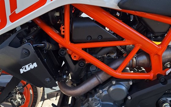 Gebrauchtmotorrad KTM 390 Duke - Bild 3