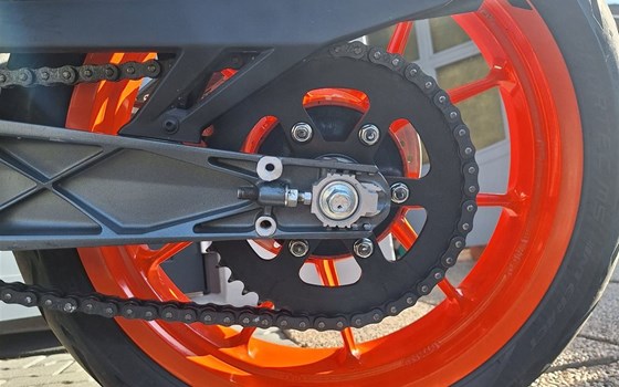 Gebrauchtmotorrad KTM 390 Duke - Bild 4