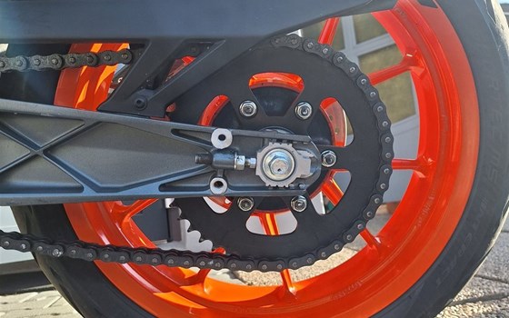 Gebrauchtmotorrad KTM 390 Duke - Bild 4