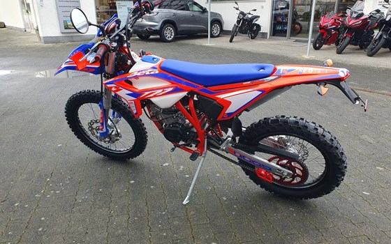 Neufahrzeug Beta RR Enduro 4T 125 AC - Bild 16