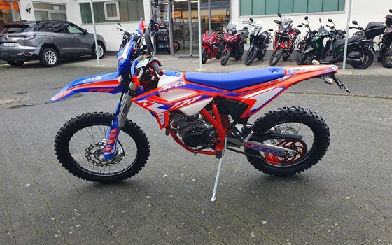 Neufahrzeug Beta RR Enduro 4T 125 AC - Bild 17