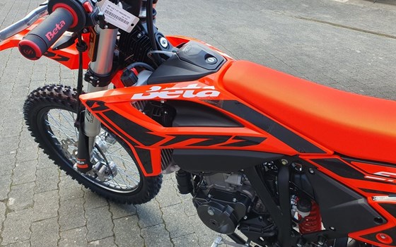 Neufahrzeug Beta RR 125 4T LC Enduro - Bild 12